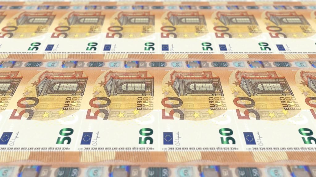 fast acht Millionen Euro