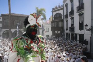 La Negra Tomasa es uno de los protagonistas de Los Indianos
