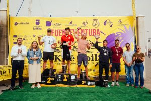 Maeder und Aldridge gewinnen den Fuerteventura KiteFoil International Open Cup