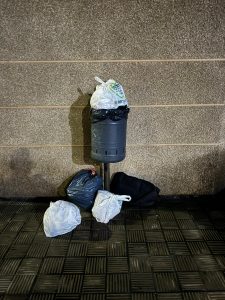 Rathaus La Oliva fordert korrekte Müllentsorgung