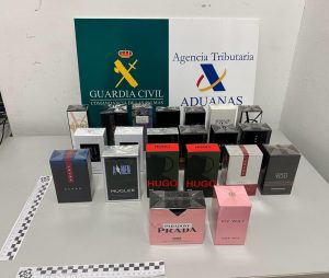 Diebstahl von Parfüm im Wert von ca. 2000 € auf dem Flughafen von Fuerteventura