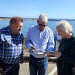 El-alcalde-entrega-los-primeros-Calendarios-2026-a-sus-protagonistas-1