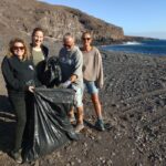 Limpiaventura-finaliza-el-ayo-con-una-actuacion-comprometida-con-el-litoral-costero-de-Antigua-1