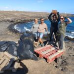 Limpiaventura-finaliza-el-ayo-con-una-actuacion-comprometida-con-el-litoral-costero-de-Antigua-5