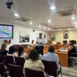 REUNION_VECINOS_CALLE_LEON_Y_CASTILLO__18_