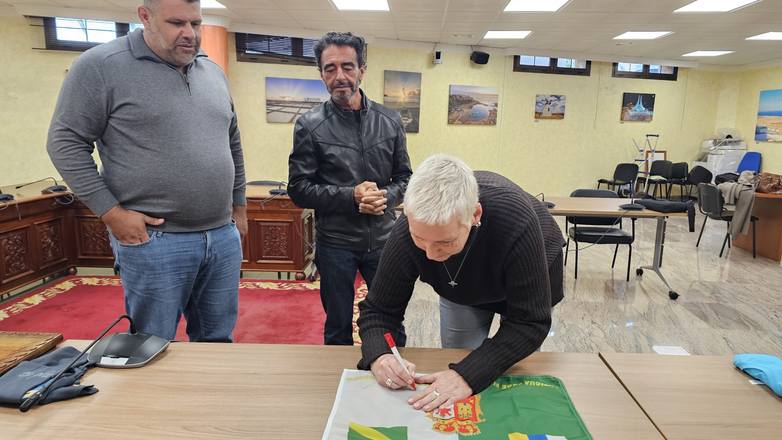 Antigua unterstützt den Alpinisten Armando Placeres 