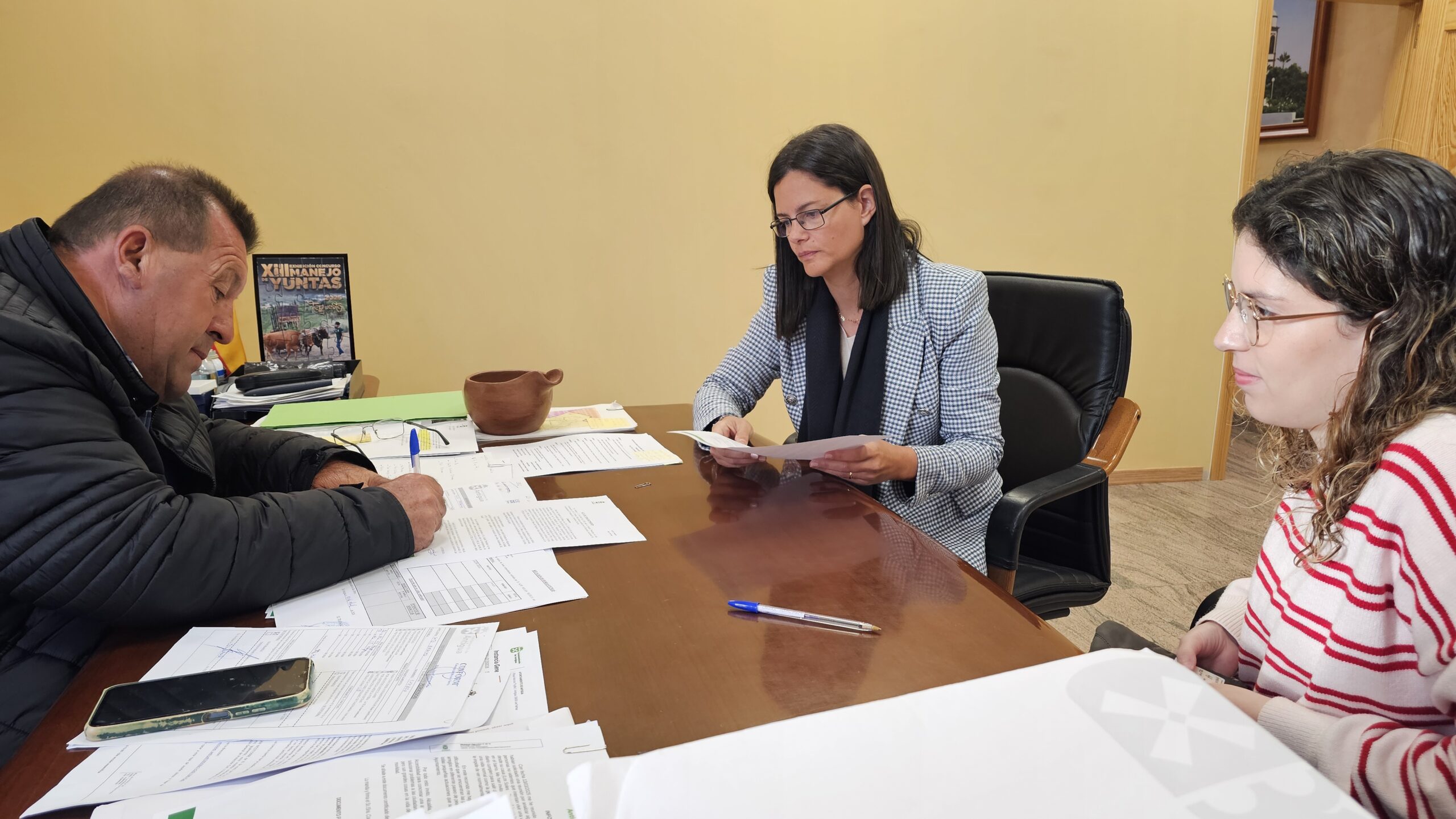 Antigua verstärkt Tesorería