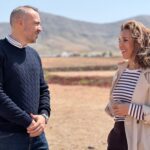 54 intelligente Müllcontainer und Solarlaternen