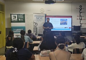 Kulturelles Engagement: Juan Ismael an Fuerteventuras Schulen