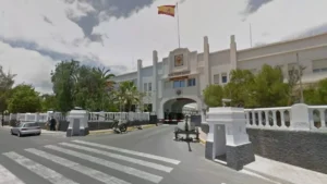 Raubüberfall und Schüsse vor Militärstützpunkt in Puerto del Rosario